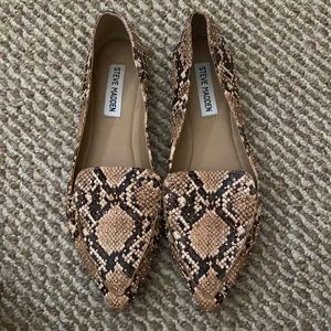 Steve Madden snakeskin flats